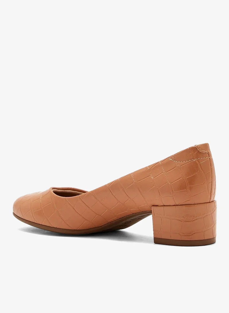 Beira Rio Nude Mid Heels Shoes for Women – Classic Mid Heel Pumps for Girls & Ladies Office Wear for Women | Best Price UAE