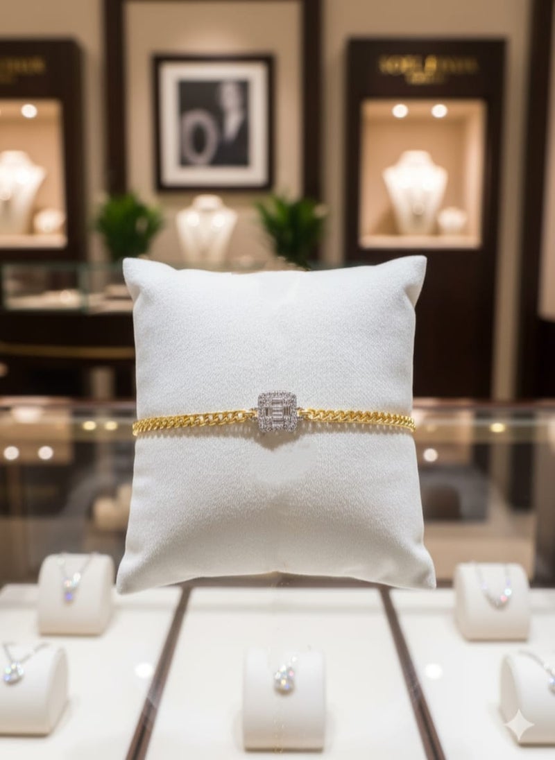 A flowing design with a thick gold-plated chain, the chain features a square pendant designed in a shiny silver finish - additional links for adjusting the size. - Image 3