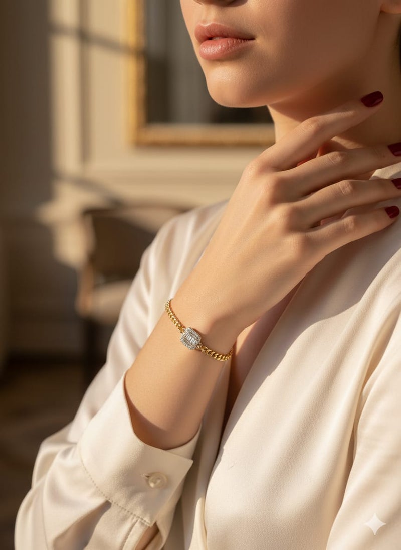 A flowing design with a thick gold-plated chain, the chain features a square pendant designed in a shiny silver finish - additional links for adjusting the size. - Image 2