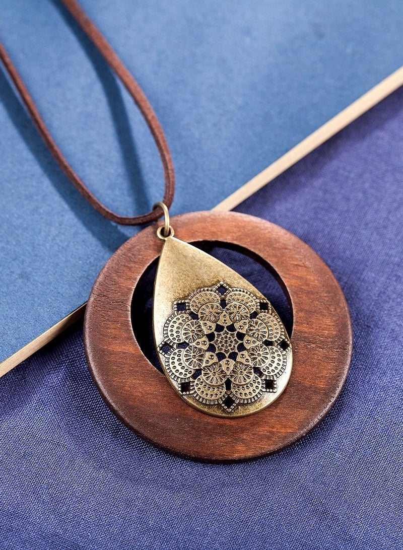 SYOSI Womens Pendant Necklace Wood Handmade Jewelry Long Rope Sweater Necklace for Woman Gift,Vintage Style Women, Jewelry,Wood Waterdrop Alloy Pendant Sweater Chain - Image 2
