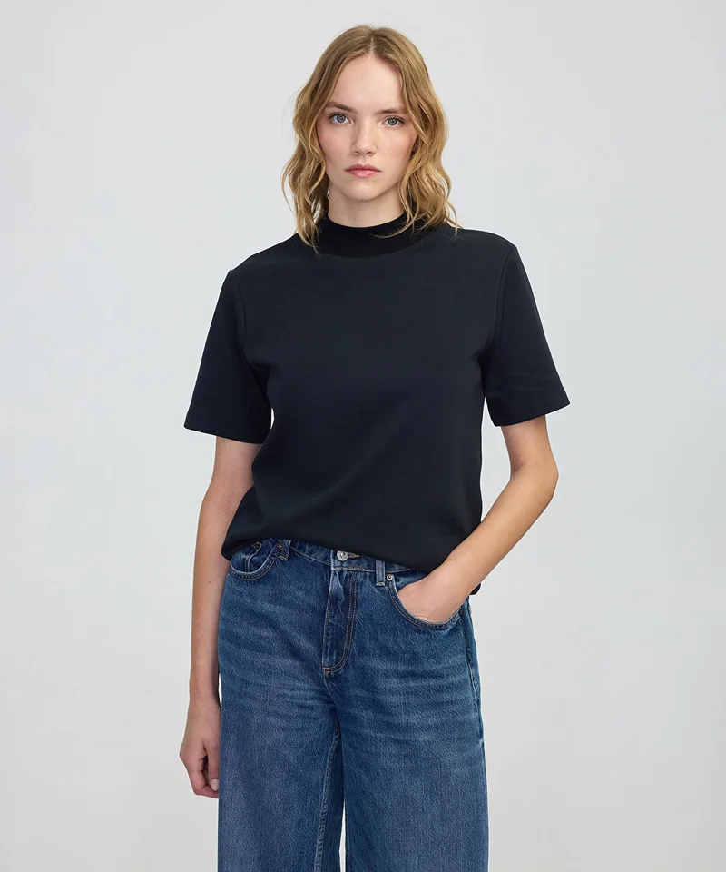 ابيكول Ribbed Neck T-Shirt