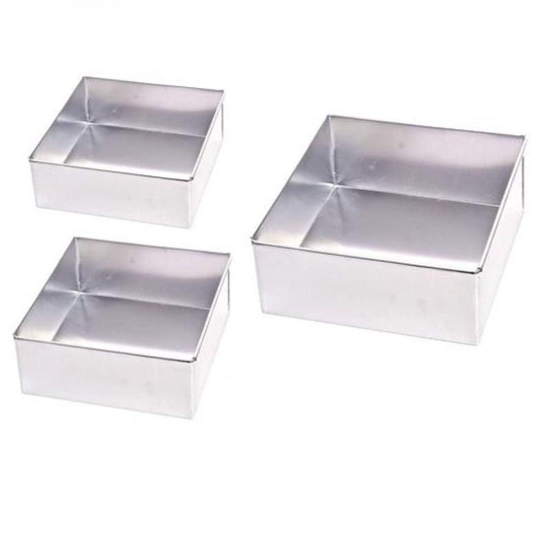 RINKLE TRENDZ Aluminium Square Cake Mould 678 Inches Set Of 3 PiecesSilver - Image 1