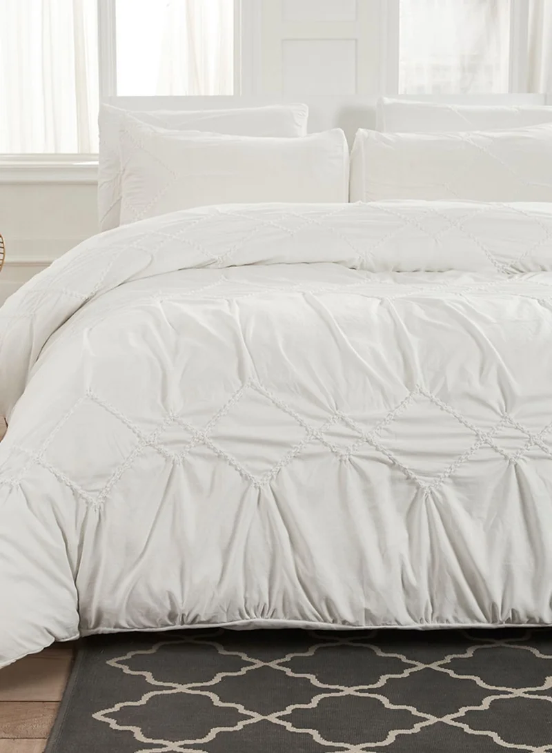 Noire Edit White Patterned King Bedding Set