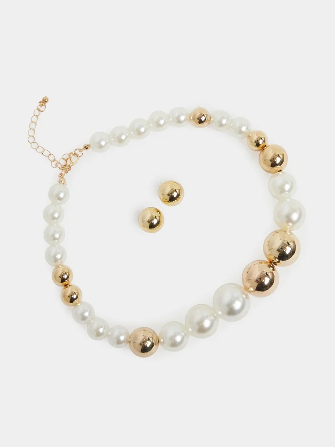 ستايلي Styli Faux Pearl Beaded Necklace and Stud Earring Set