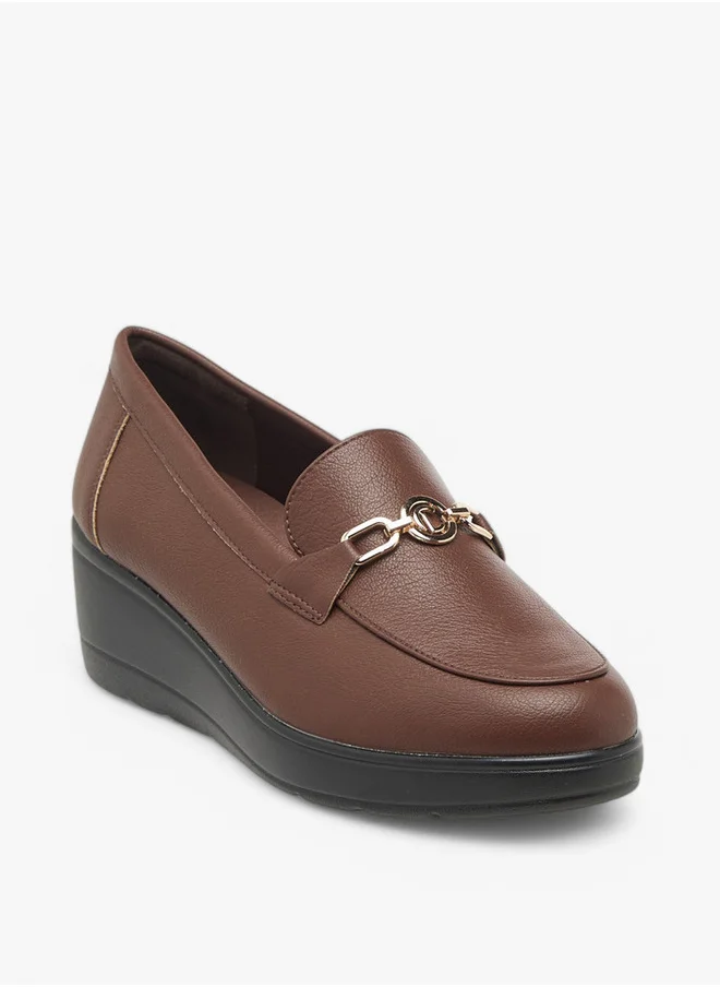 لو كونفورت Women's Metal Accent Slip-On Comfort Loafers with Wedge Heels