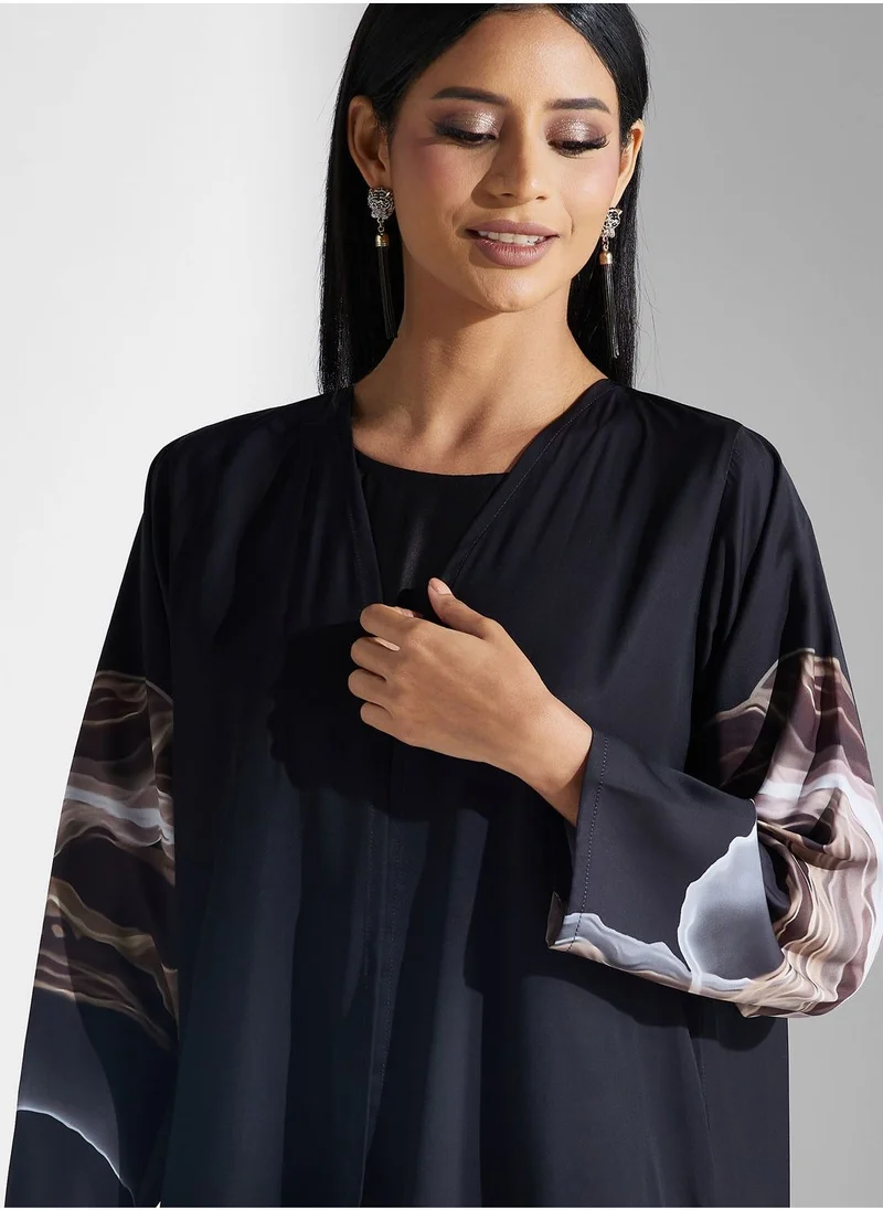 Meem by Mariyah Printed Abaya