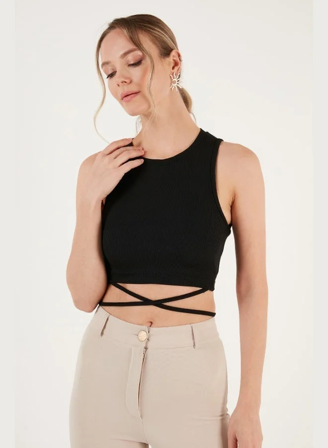 ليلا بلوزة نسائية قصيرة بفتحات متقاطعة