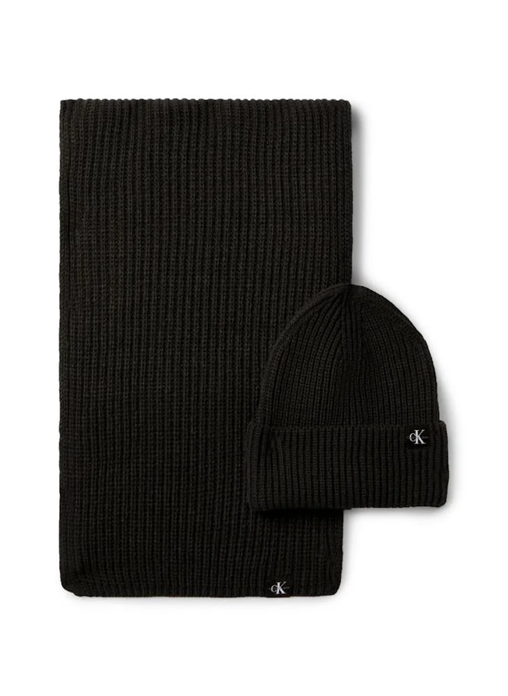 Calvin Klein Jeans Kids Logo Scarf Beanie Set