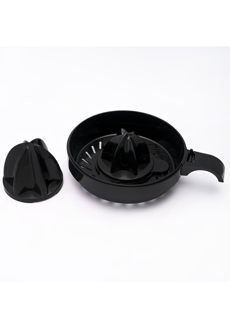 Home - Power Juicer: 220/240V - 60/50Hz - 40 Watt. Capacity: 1 liter. 2 pressure cone. Rotate in two directions. They are distinguished by the presence of a colander in them. Automatic shutdown when pressure is off. - Image 1