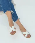 شو كيو White