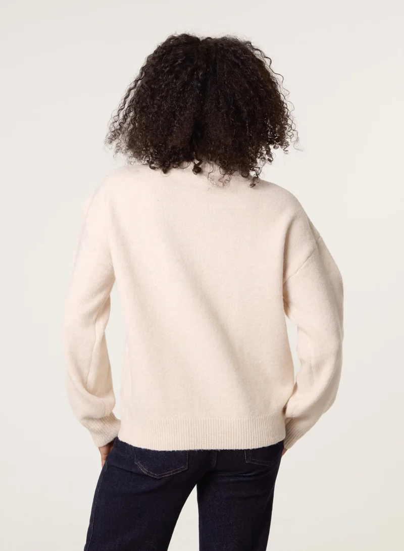 بلو فانيلا بروش كتف بياقة سلحفاة سترة مفصلة