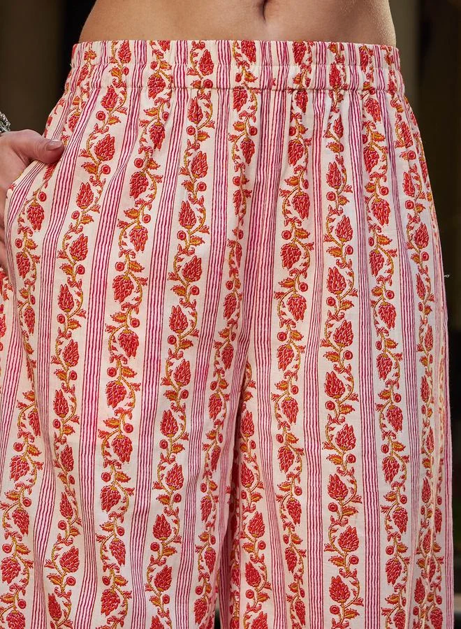 SASSAFRAS SASSAFRAS White and Red Floral Straight Kurta with Pencil Pants and Dupatta Set