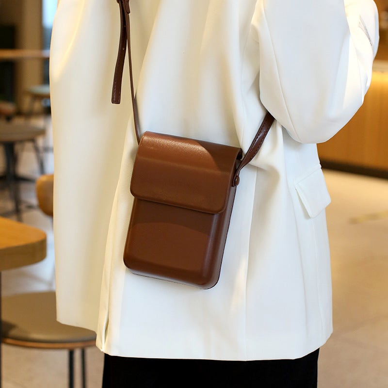 Japanese And Korean Fashion Versatile Vertical Mobile Phone Bag For Men And Women Textured Single Shoulder Crossbody Small Bag - Image 3