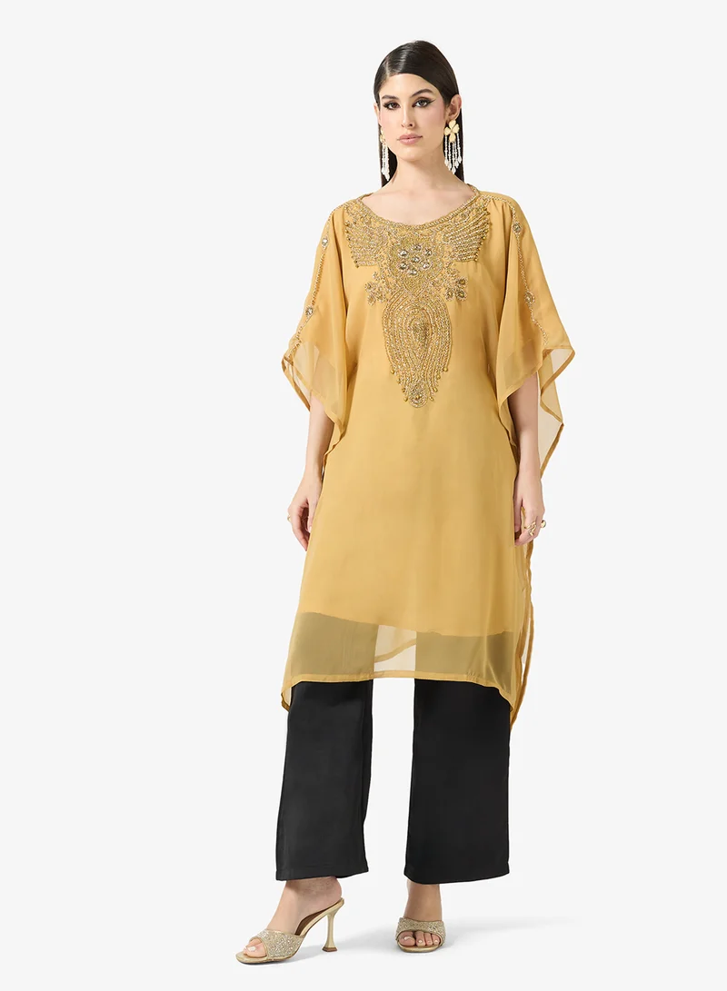 ارابيان كلوزيت Embroidered Round Neck Kaftan