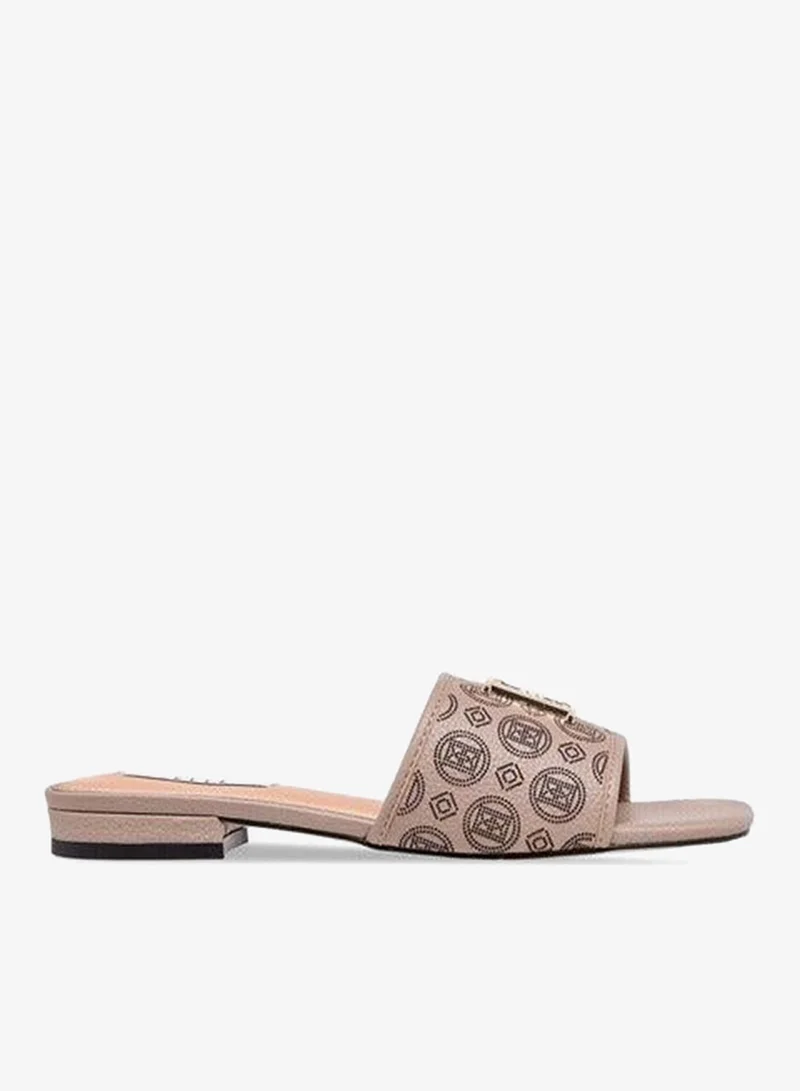 ايل صنادل نسائية مسطحة سهلة الارتداء بتفاصيل مقصوصة بالليزر