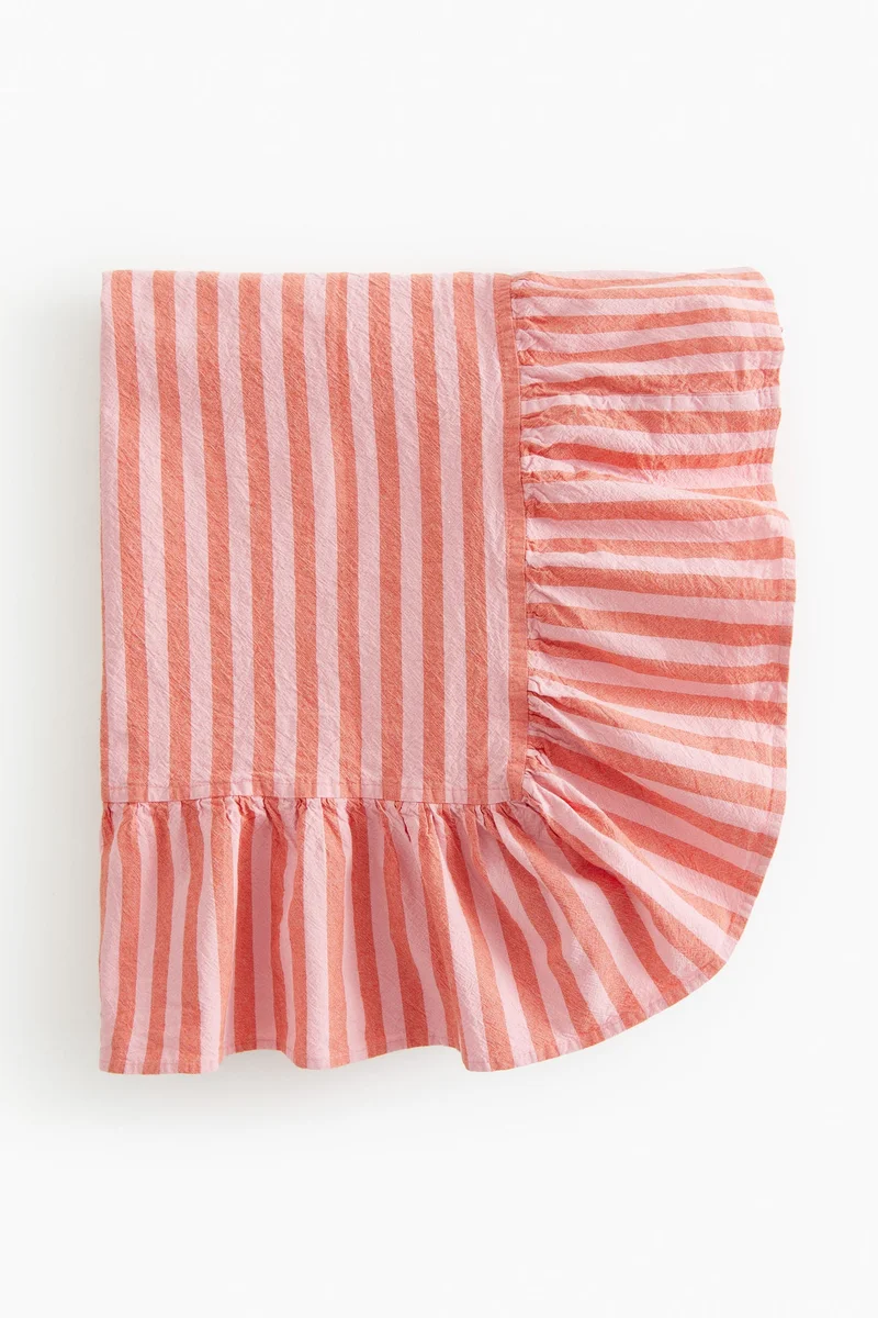 اتش اند ام مفرش طاولة بحواف