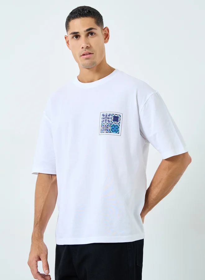 Styli Styli Men White Oversized Graphic Print T-Shirt