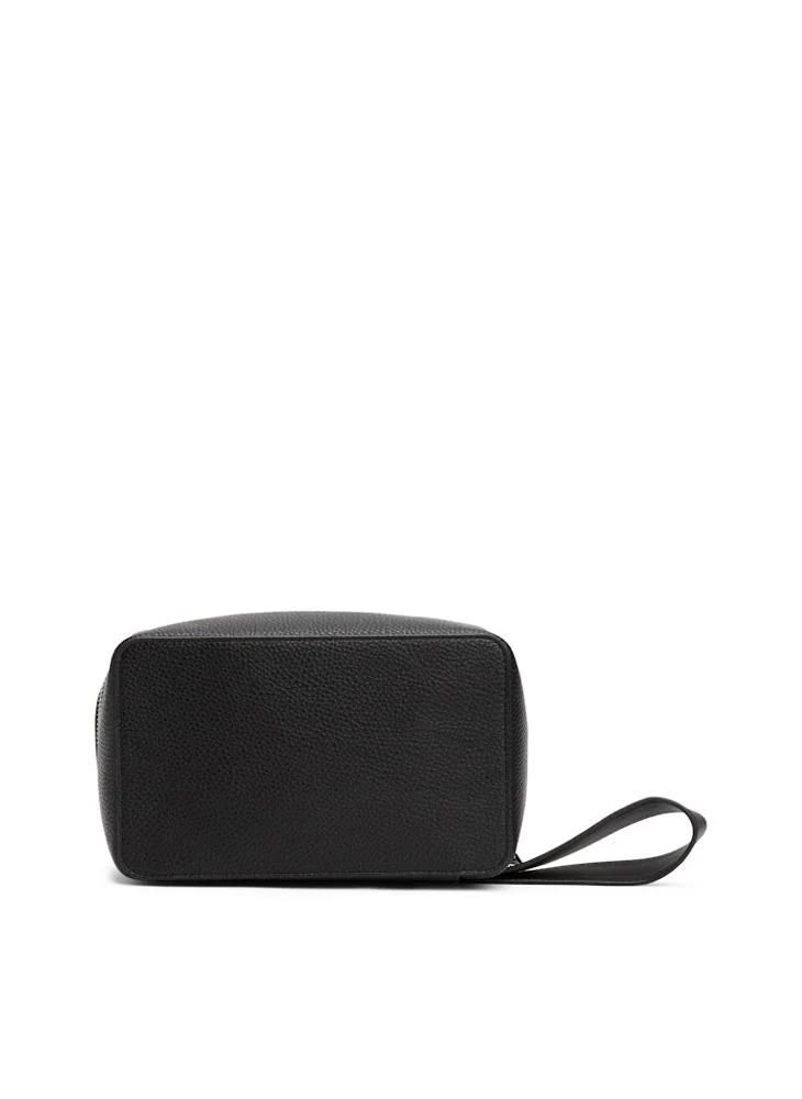 TOMMY HILFIGER Logo Detailed Central Washbag
