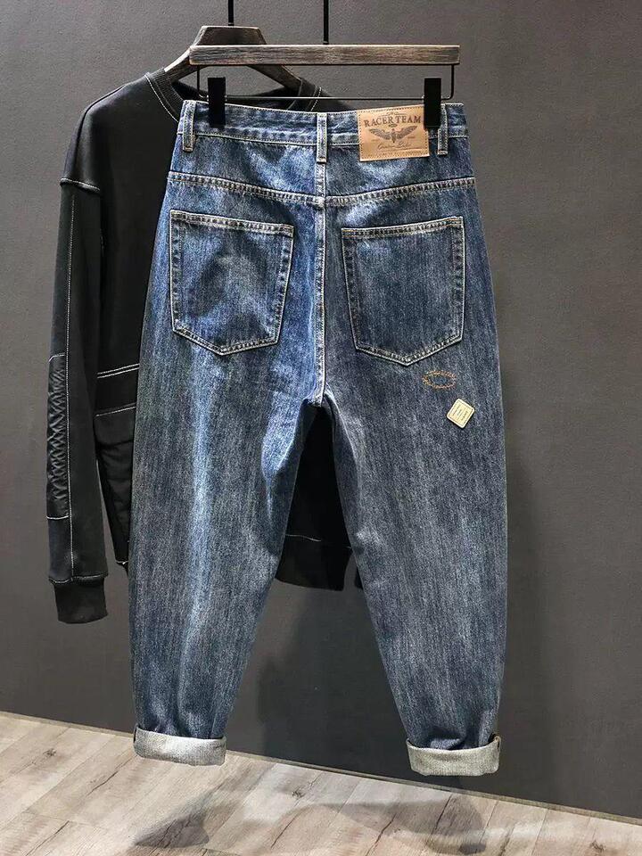 Unisex Classic Denim Jeans Loose Fit Daily Outdoor Wear - Image 1