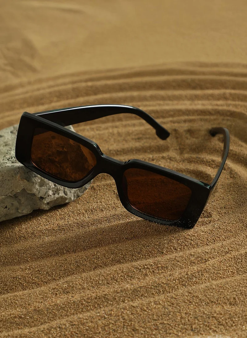 صوص هاوت Women's The Chunky-Retro Rectangular Sunglass - Onyx Black
