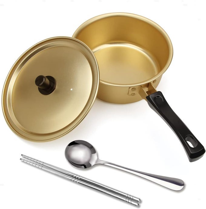 KOREAN RAMEN COOKING POT KOREAN RAMEN NOODLE POT WITH LID SPOON AND CHOPSTICKS 1PAIR FAST HEATING FOR KITCHEN COOKWARE SINGLE HANDLE