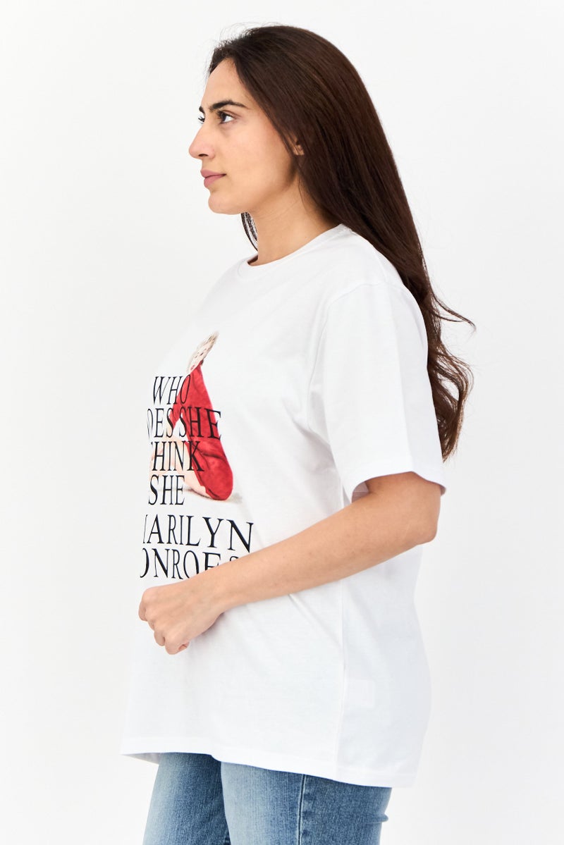 Marlyn Monroe تي شيرت جرافيك بقلنسوة واسعة للنساء، أبيض - Image 4