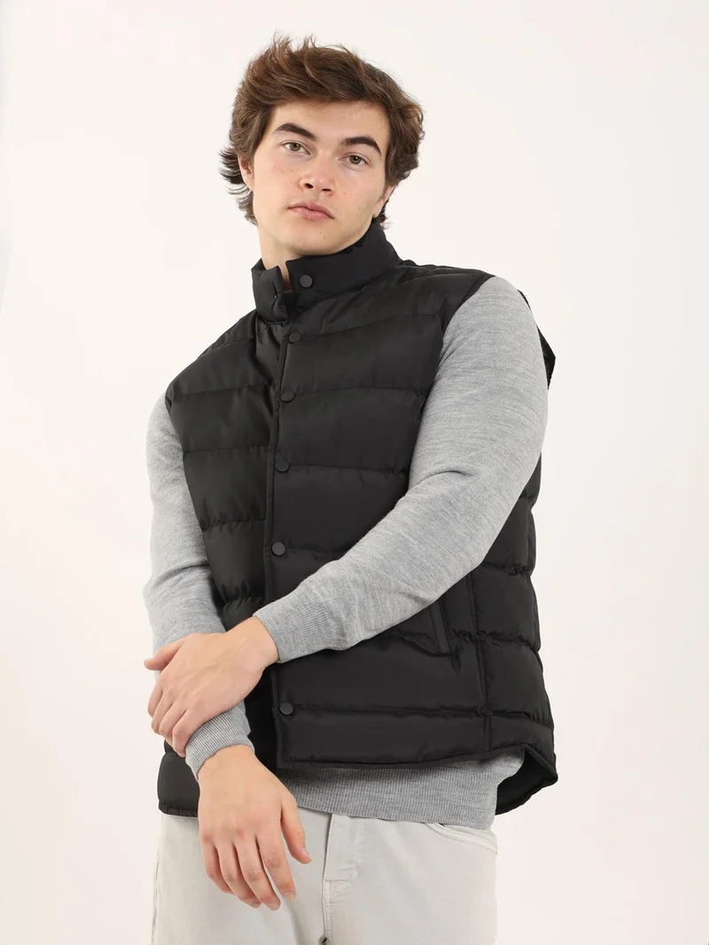 Dufy Black Men's Regular Fit High Collar Vest Coat