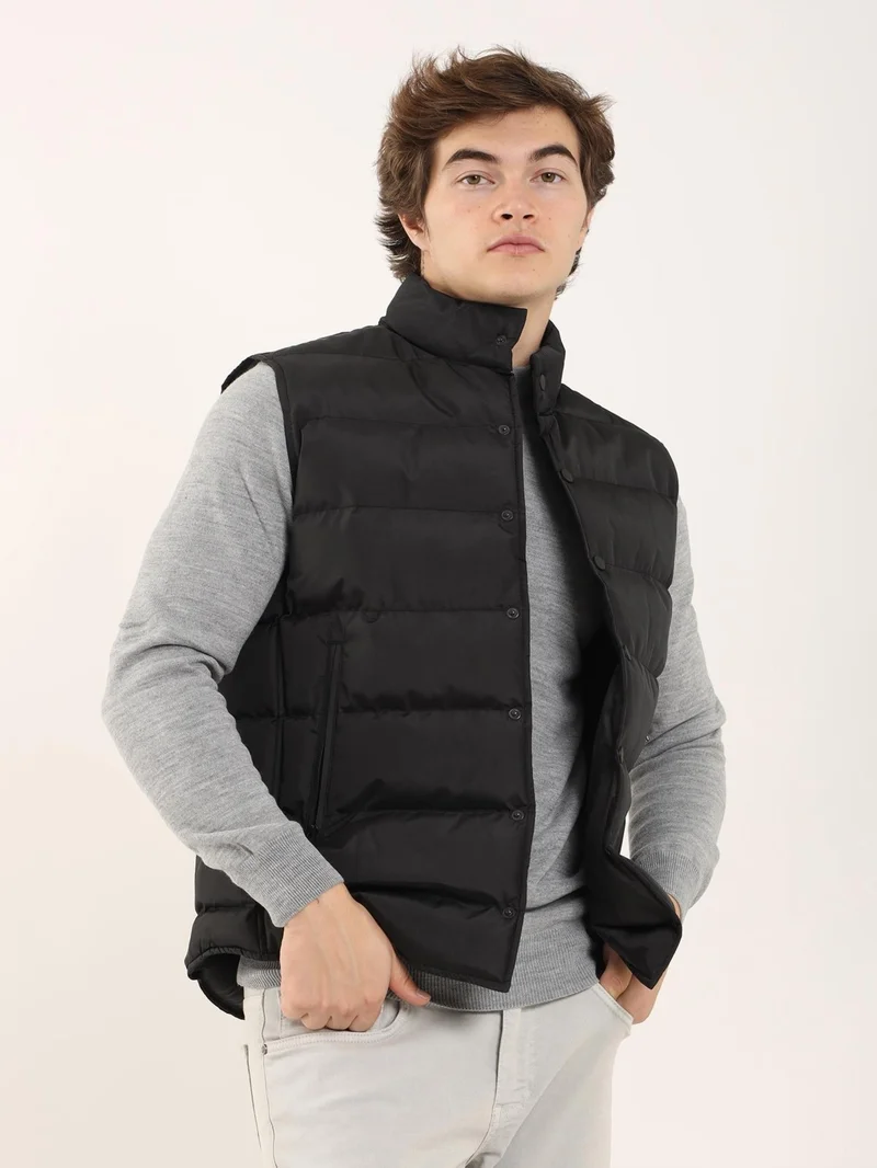 Dufy Black Men's Regular Fit High Collar Vest Coat