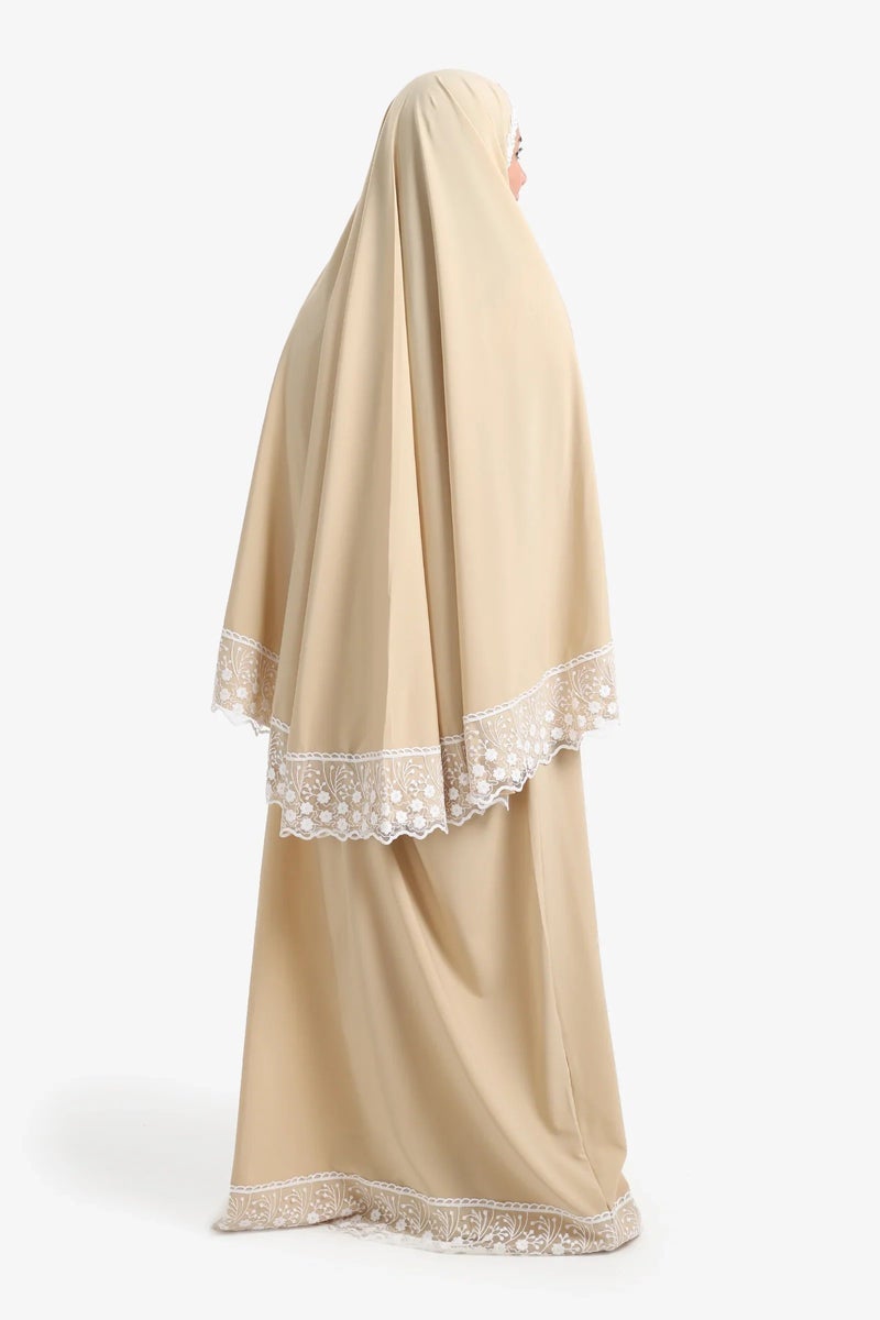 كارينا طقم صلاة بلمسات دانتيل - Image 3