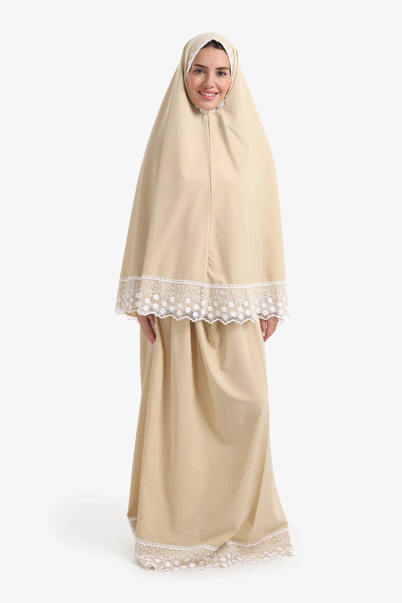 كارينا طقم صلاة بلمسات دانتيل - Image 1