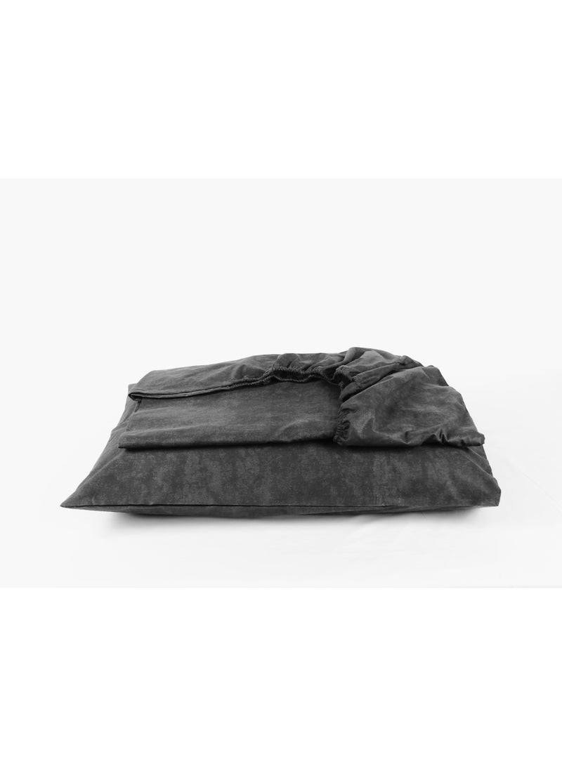 200 TC Egyptian Cotton Blend Random Dye Fitted Bed Sheets – 3 pcs, Soft, durable, and breathable bedding made from high-quality cotton blend for an elegant, comfortable night’s sleep in any season.