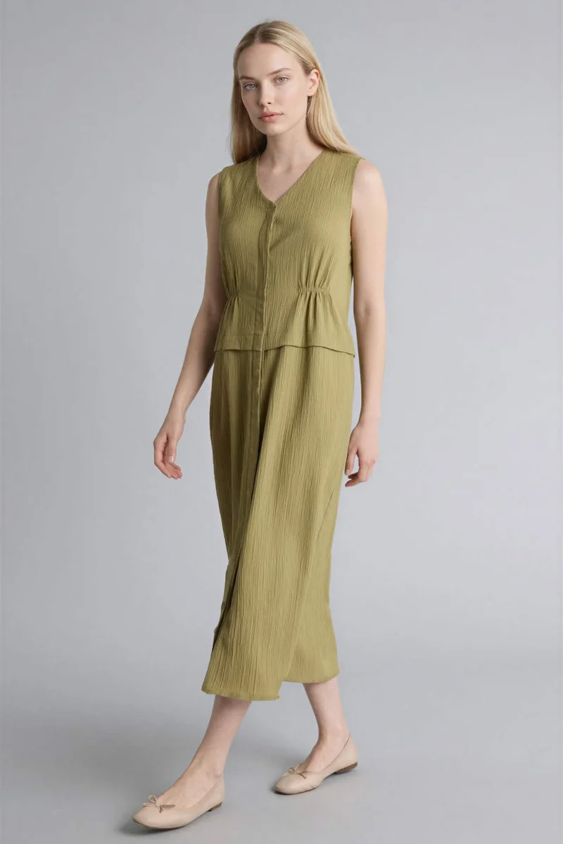 ديفاكتو V-Neck Waffle Textured Sleeveless Dress