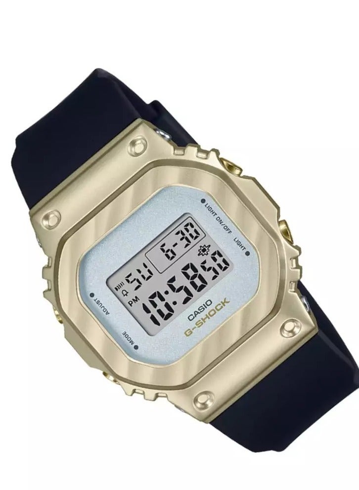 CASIO G-SHOCK women's watch GM-S5600BC-1DR - Image 3