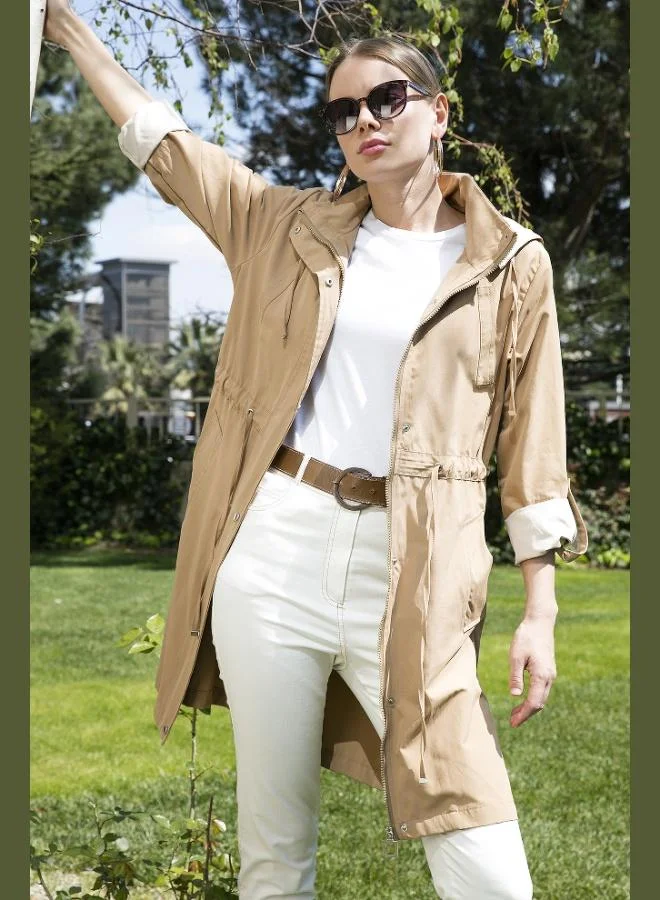 ليلا جاكيت نسائي ليلا بقصة عادية بغطاء رأس قابل للإزالة خفيف للمواسم