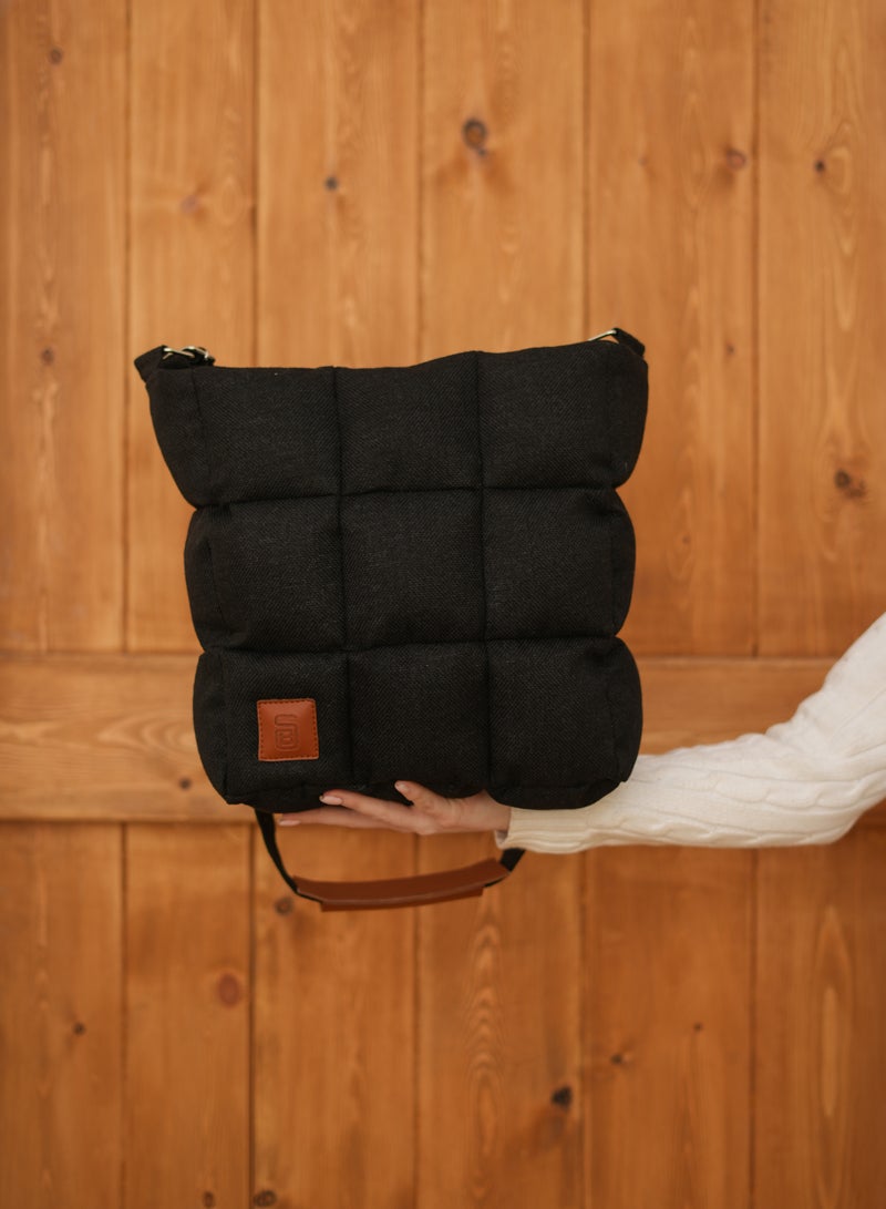 B.S COLLECTION Elegant and Practical BS Crossbody Bag with a Modern Design in Black. - Image 4