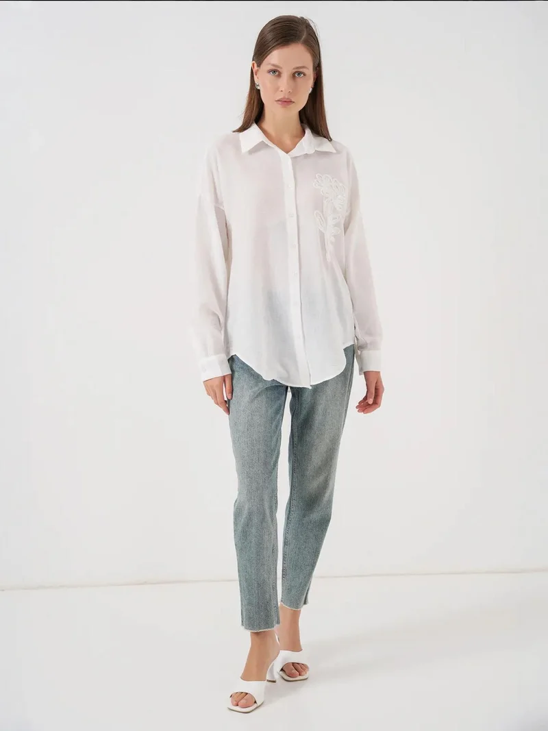 بيغ دارت قميص بأكمام طويلة مطرز بأزرار