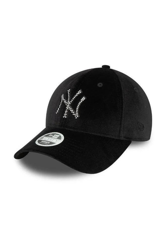 نيو ايرا 9Forty New York Yankees Velour Cap