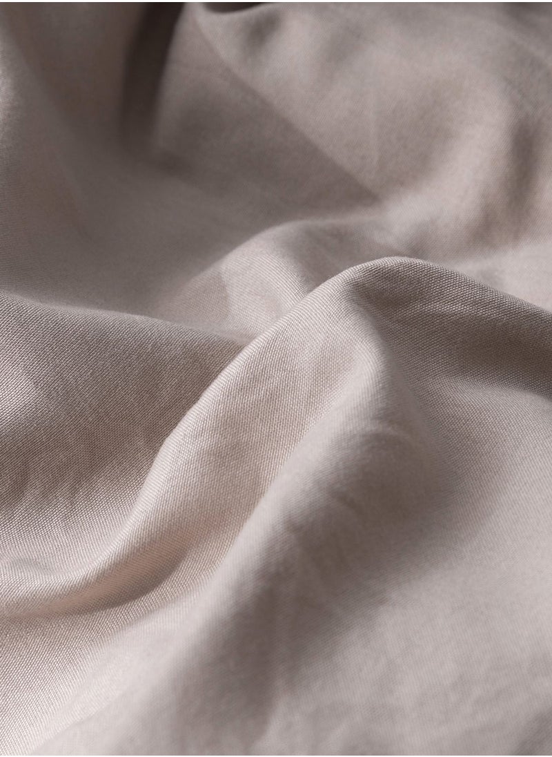 Noire Edit - Broche Bedding Set - Image 1