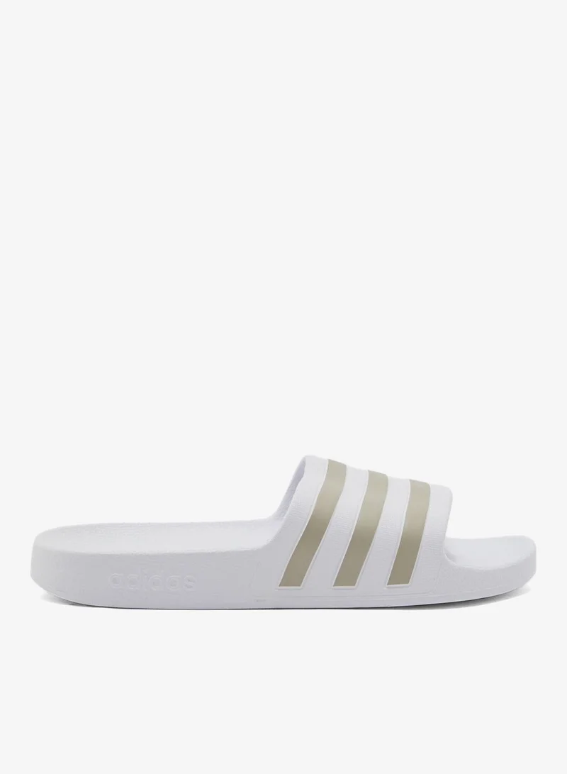 Adilette Aqua Slides