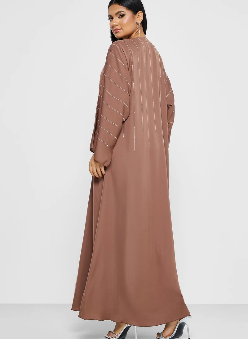 Khizana Embroidered Detail Abaya With Sheila