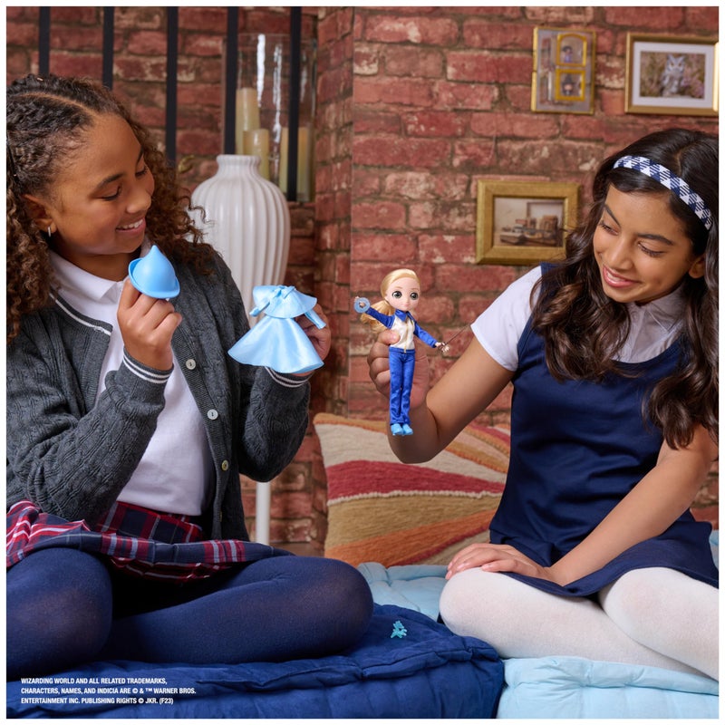 Wizarding World Harry Potter, 8-inch Fleur Delacour 10-piece Doll Gift Set with 2 Outfits and 8 Doll Accessories, Kids Toys for Ages 6 and up - Image 3