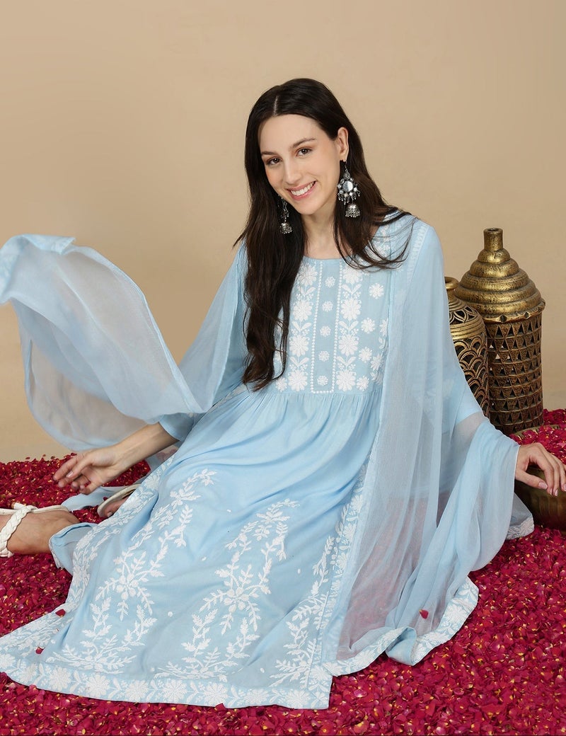 كاري طقم كورتا بخط A مطرز للسيدات من تشيكانكاري - Image 3