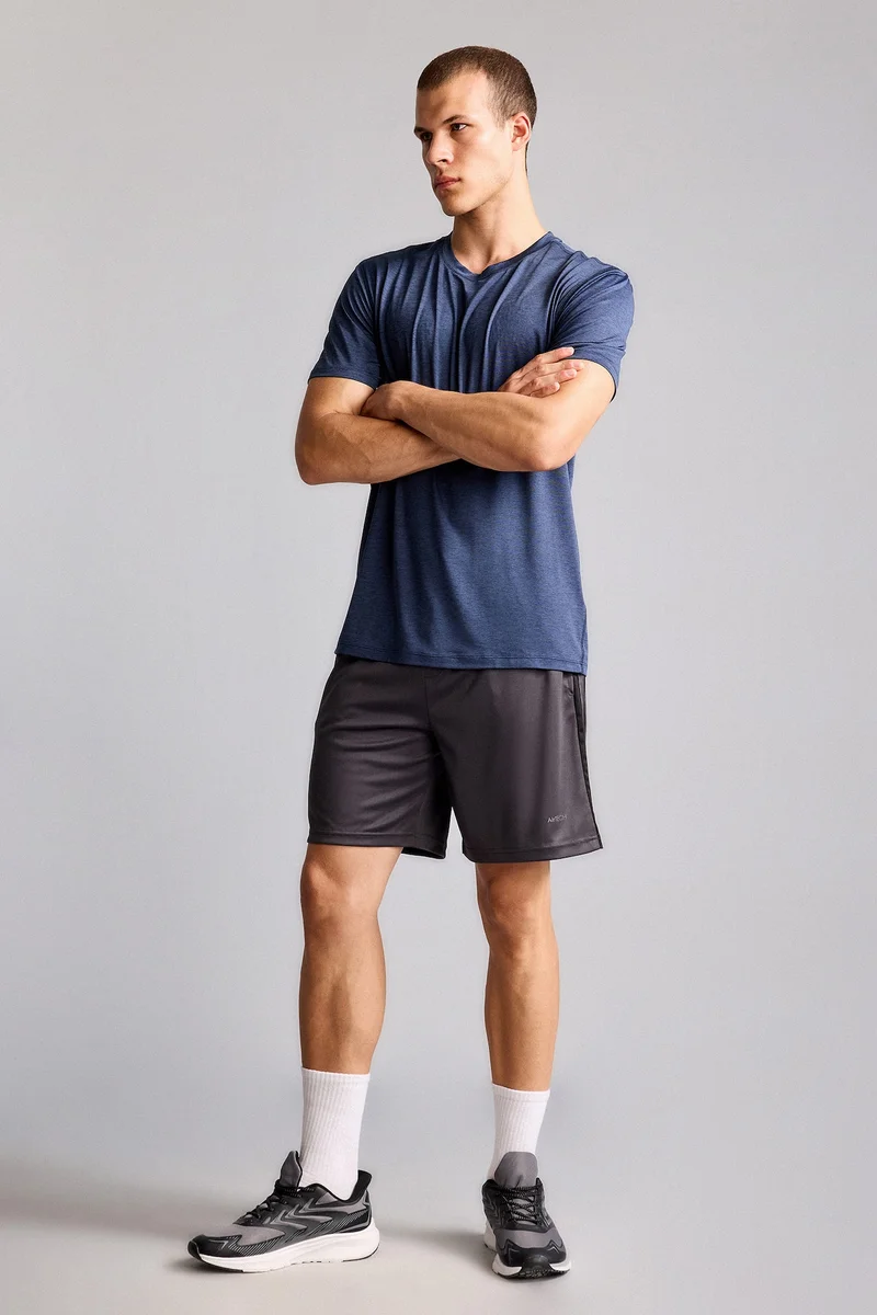 ديفاكتو Standard Fit Sports Shorts