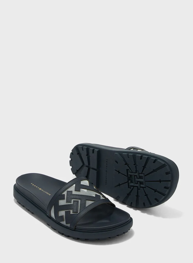 TOMMY HILFIGER Elevated Flat Sandals