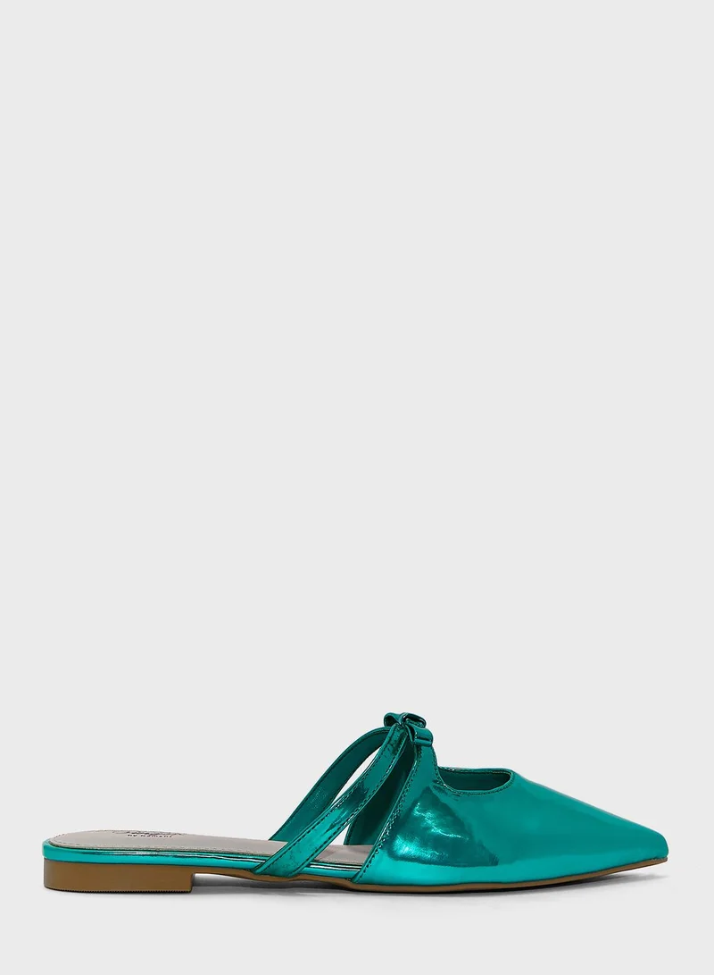 جينجر Bow Strap Slip On Flat Shoe