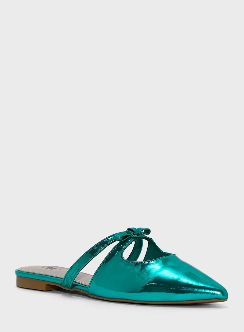 جينجر Bow Strap Slip On Flat Shoe