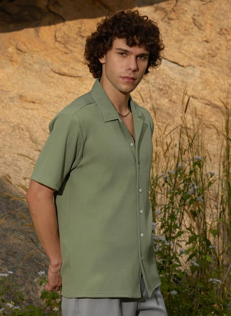 Campus Sutra Men's Fern Green Rope-Ribbed Shirt
