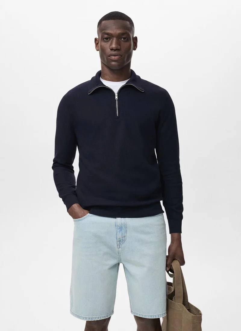 Microstructure sweater with zipper collar