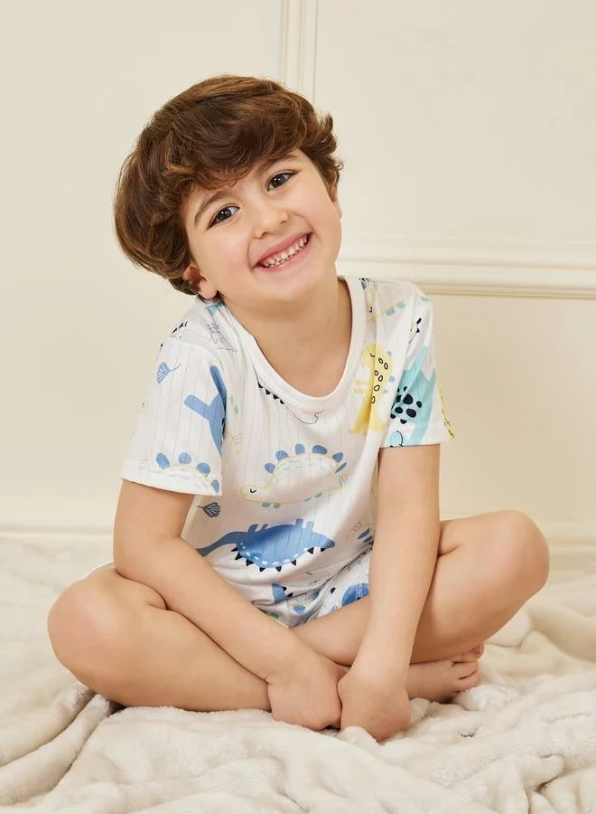 Styli Graphic Print Short Sleeve T-Shirt & Shorts Set