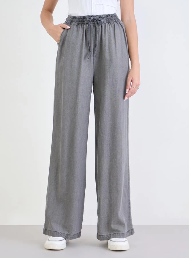 ستايلي بنطال بأرجل واسعة